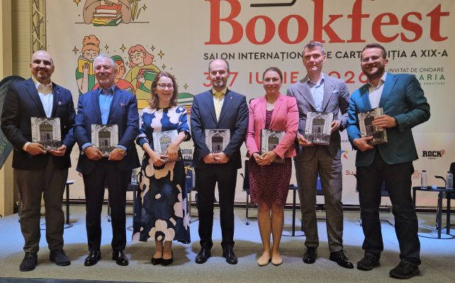 BÜKREŞ KİTAP FUARI (2026) / ÖMER SÜSLİ FUAR AÇILIŞINDA KONUŞTU / Bookfest (Türkçe ve Rumence)